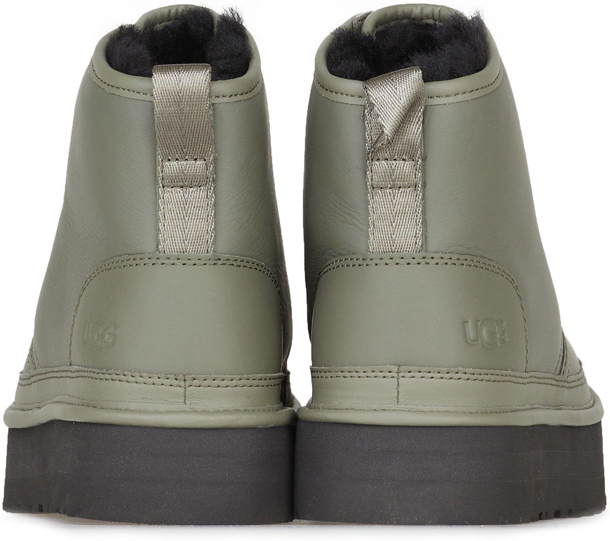 UGG: Neumel Platform Zip