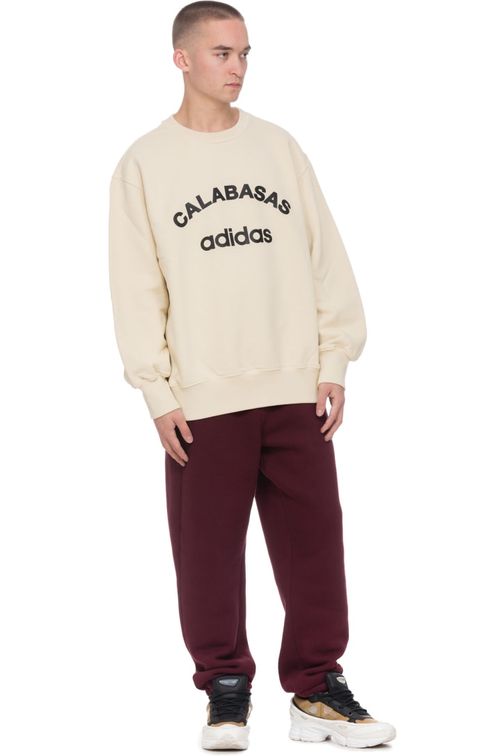 pull yeezy calabasas