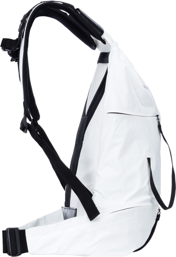 Y-3: Bungee Backpack - White | influenceu