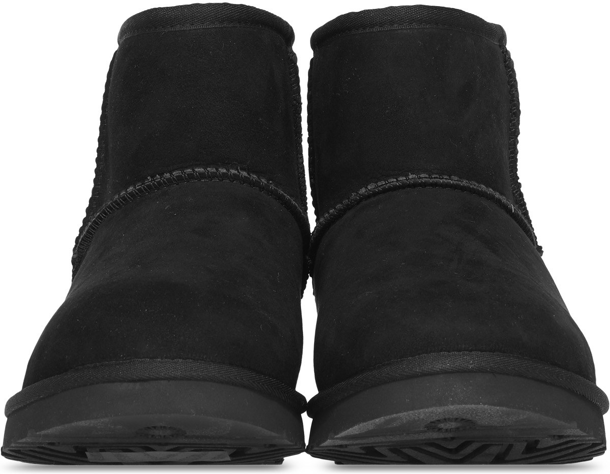 UGG: Black Classic Mini Boots - 3