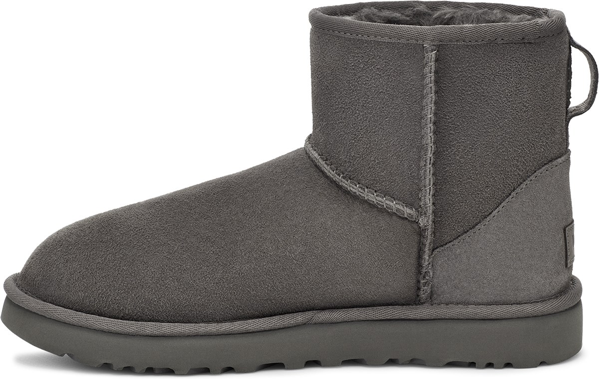 UGG: Grey Classic Mini II - 2