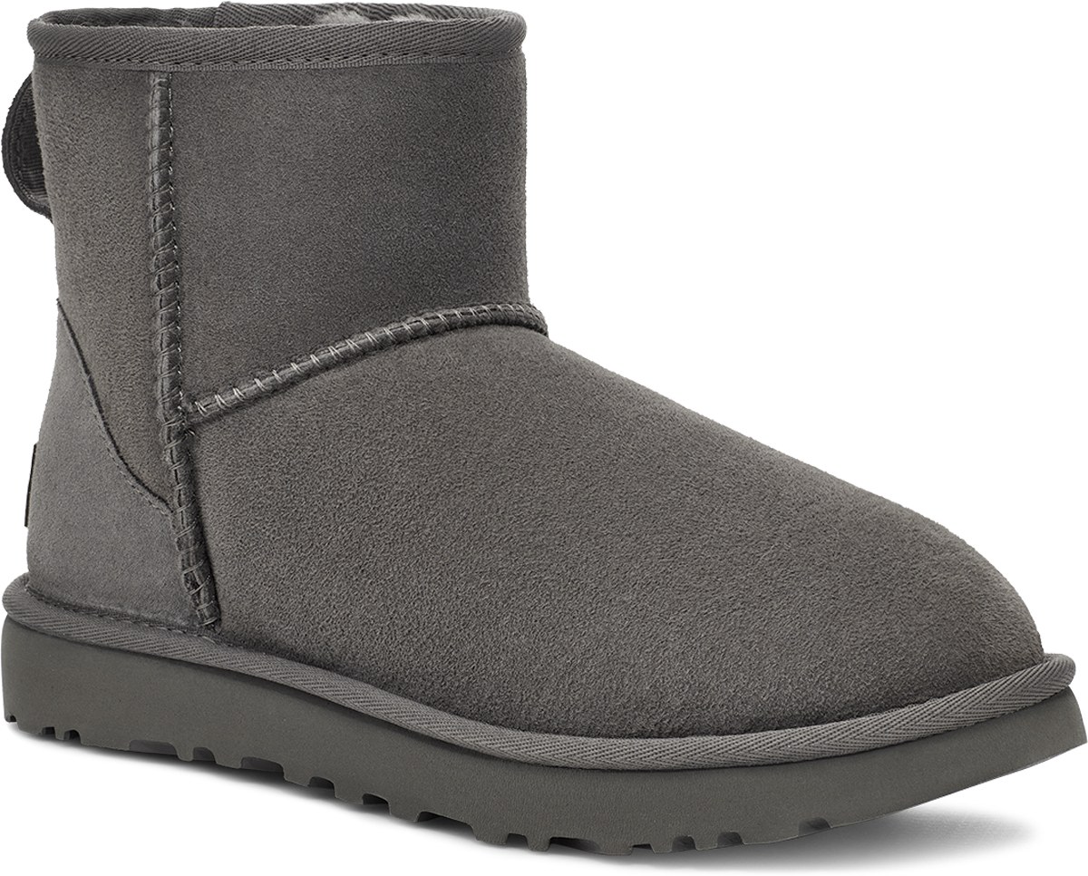 UGG: Grey Classic Mini II - 3