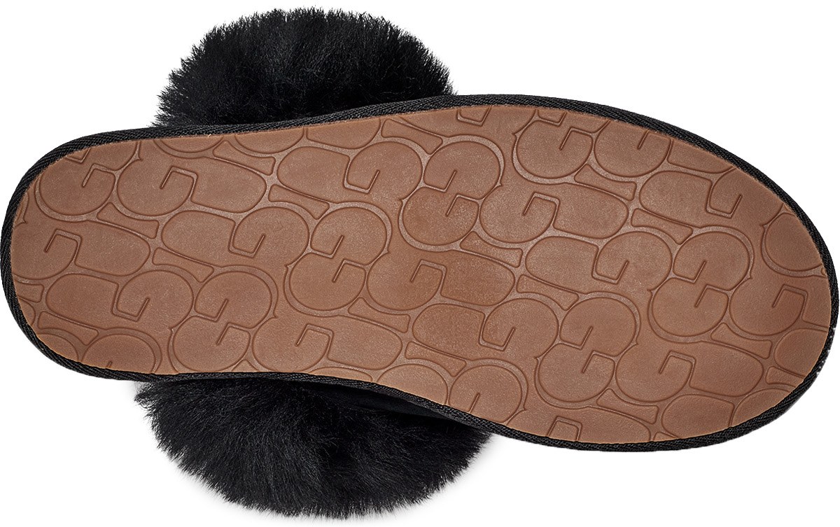 UGG: Black Scuff Sis - 4