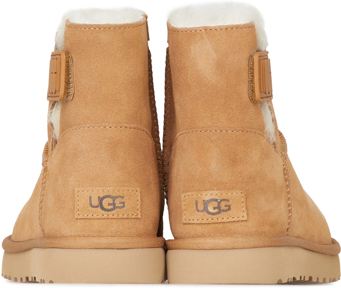 UGG: Brun Bottes Courte Bailey en Daim Brun - 5