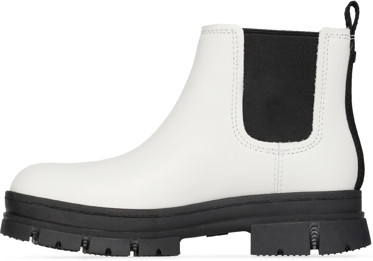 UGG: White Ashton Chelsea - 2