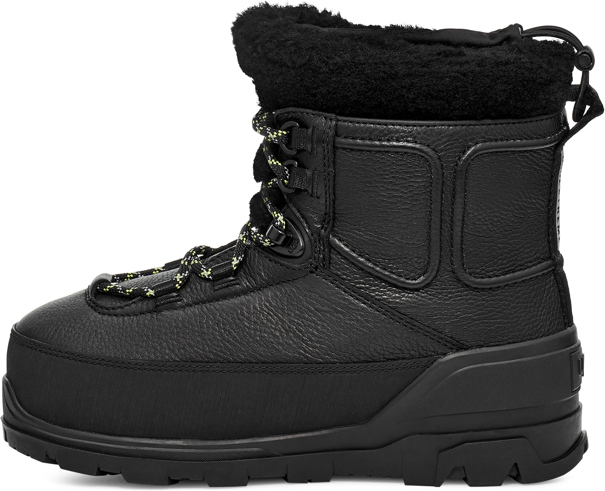 UGG: Noir Shasta Boot Mid Noir - 2