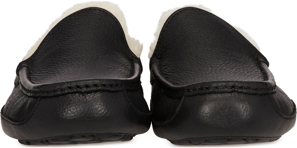 UGG: Black Ascot Matte Leather - 3