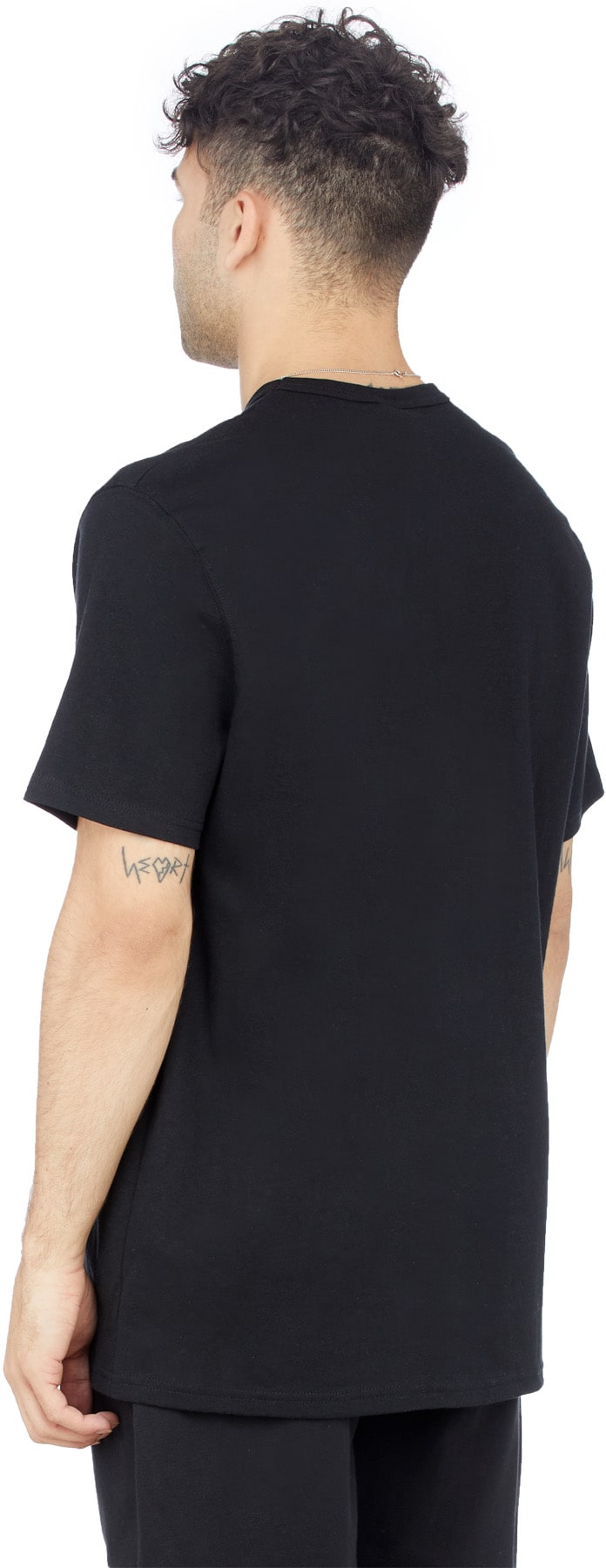 Champion: Black Heritage T-Shirt - 3