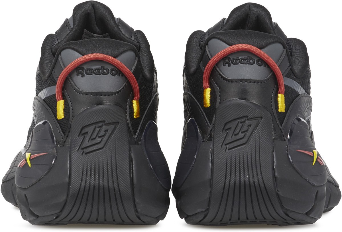 Reebok: Black Zig Kinetica 2.5 - 5