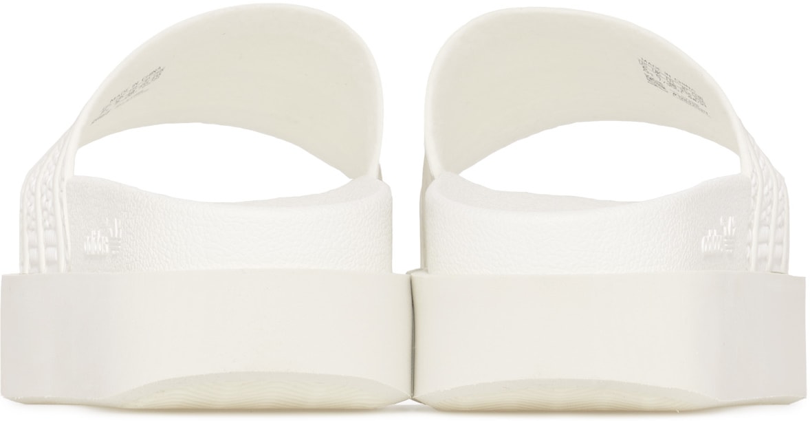 adidas Originals: Blanc Sandales Adilette Bonega Blanc - 5