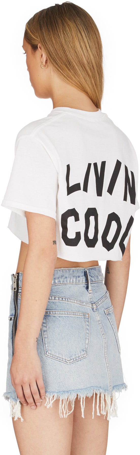 LIVINCOOL: White Wavy Logo Crop Top - 3