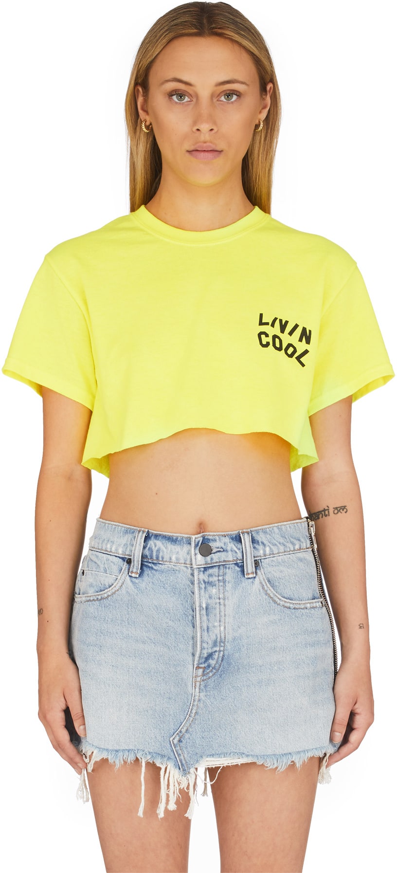 LIVINCOOL: Green Wavy Logo Crop Top - 1