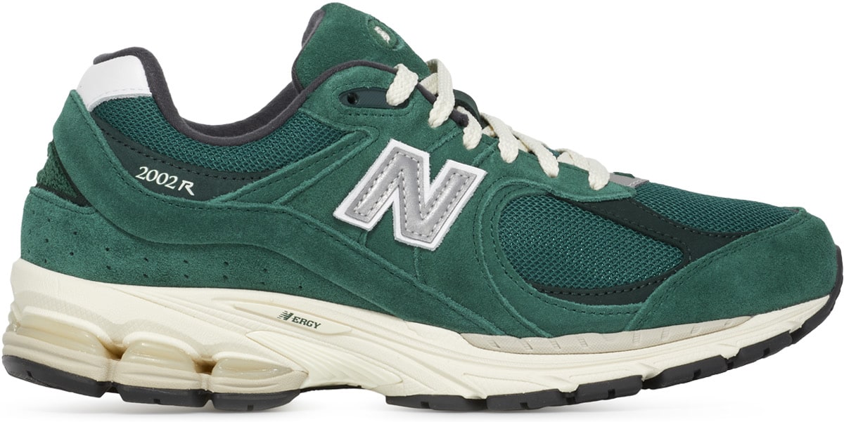 New Balance: Green 2002R - 1