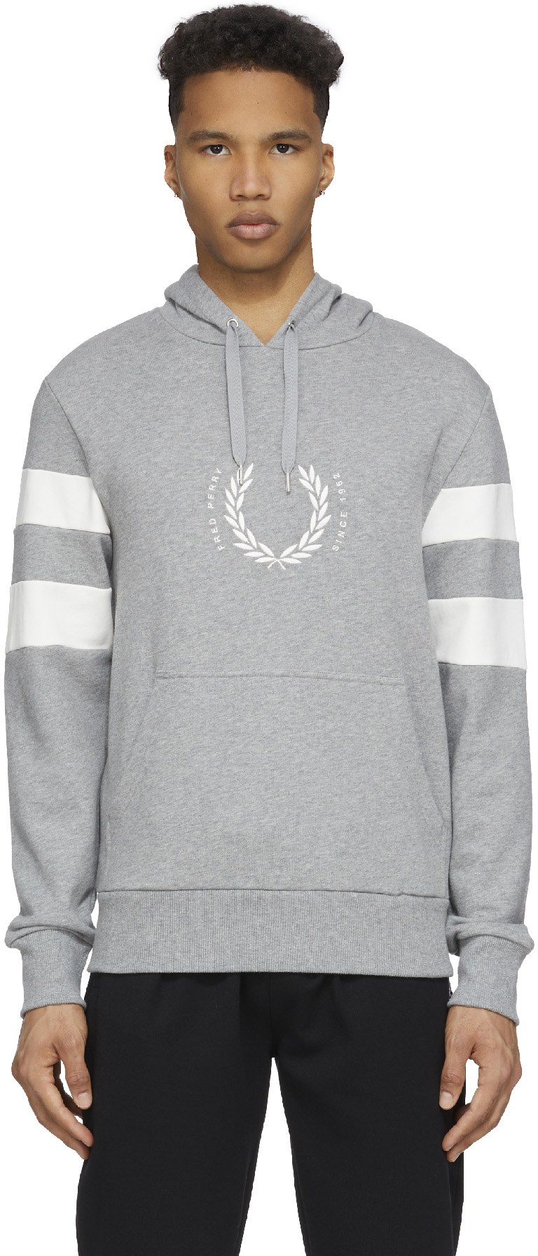 Fred Perry: Gris Pull à Capuche Bold Tipped Gris - 1