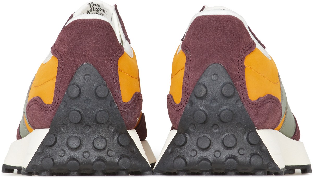 New Balance: Orange 327 - 5