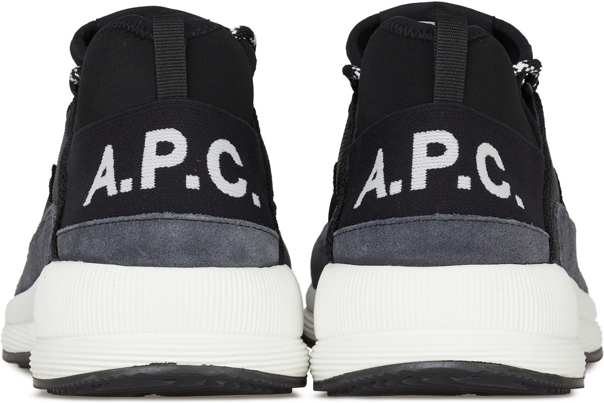 A.P.C.: Black Run Around - 5