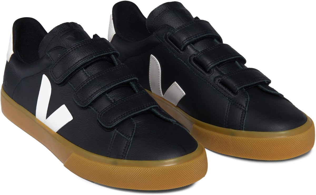 VEJA: Noir Recife Chromefree Leather Noir - 2