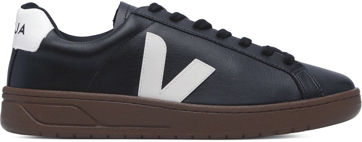 VEJA: Black URCA CWL - 1