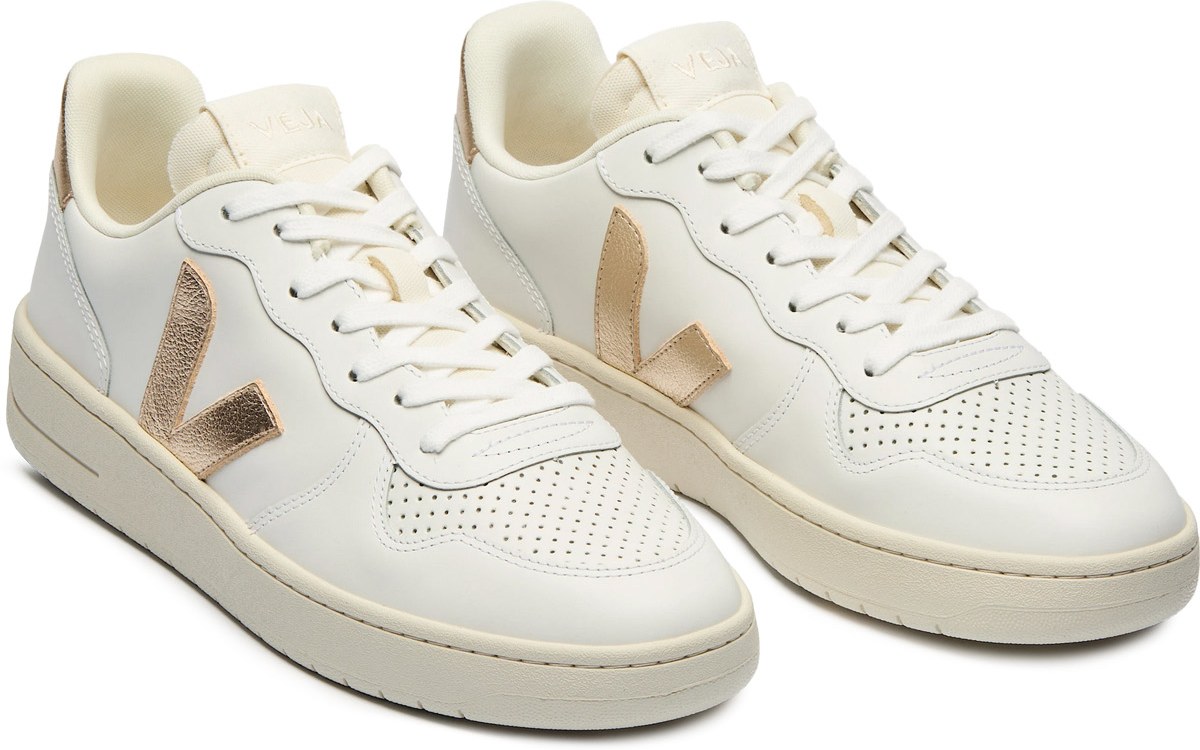 VEJA: Blanc V-10 Prime Leather Blanc - 2