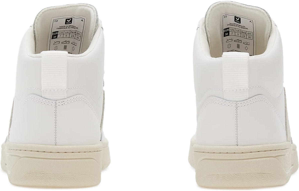 VEJA: White V-15 Leather - 4