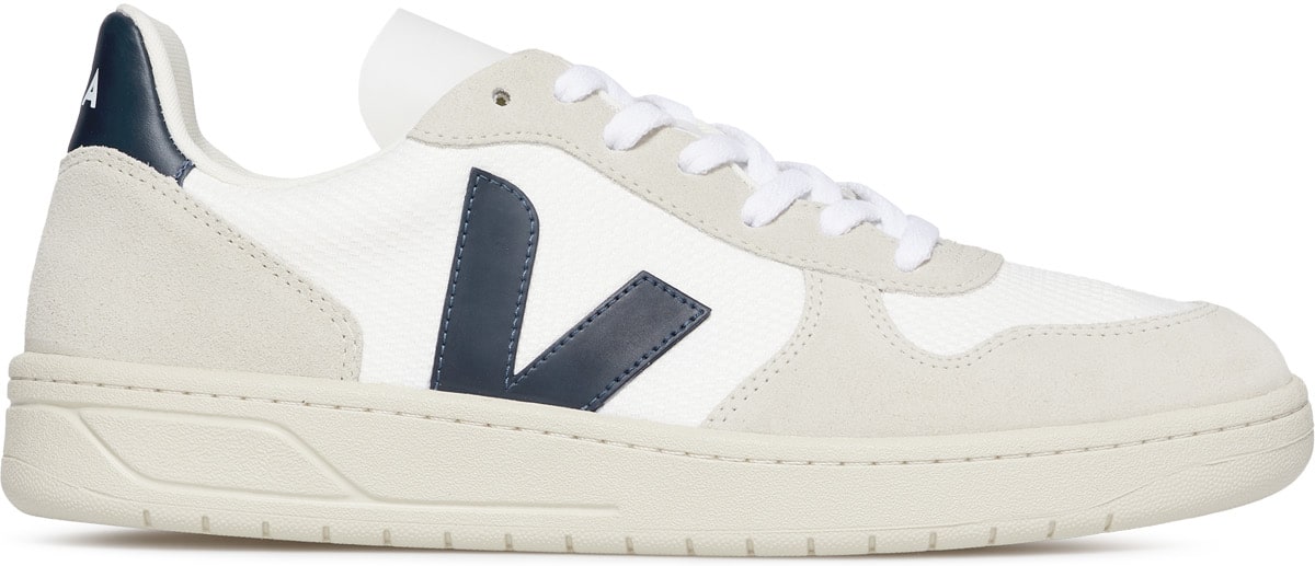 VEJA: White V-10 B-Mesh - 1