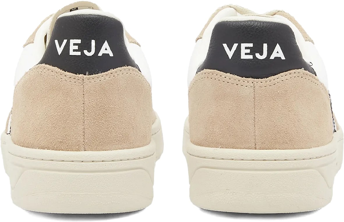 VEJA: Blanc V-10 Chromefree Cuir Blanc - 4