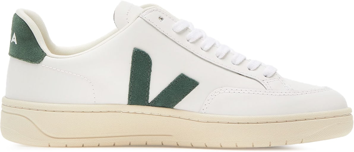 VEJA: White V-12 Leather - 1