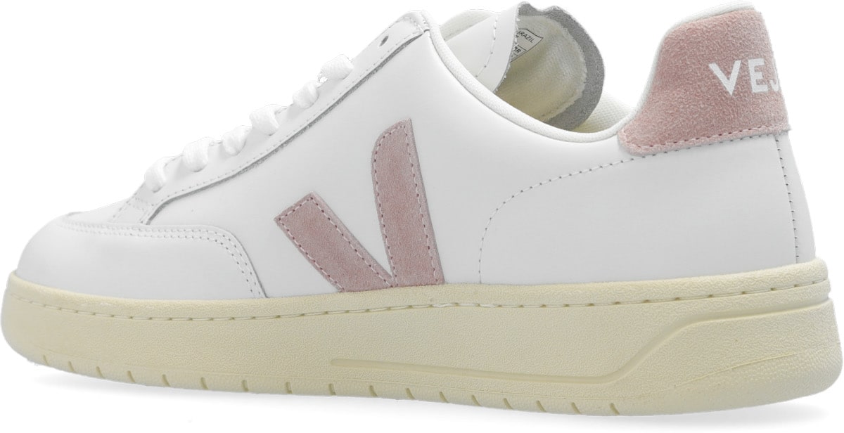 VEJA: White V-12 Leather - 2