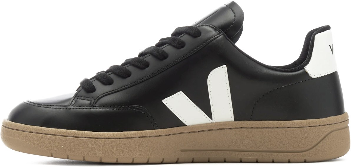 VEJA: Noir Cuir V-12 Noir - 2