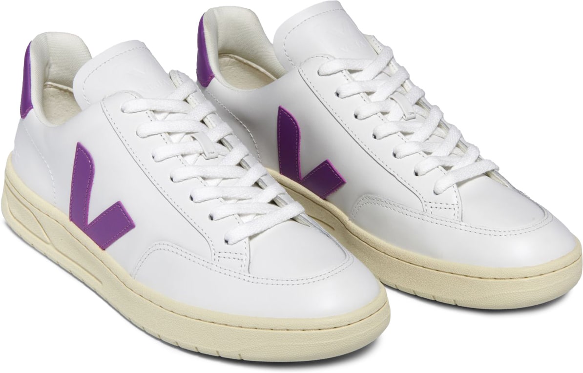 VEJA: White V-12 Leather - 3